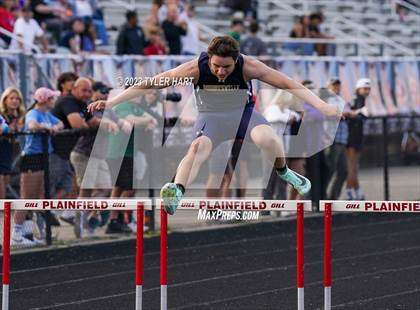 Thumbnail 1 in IHSAA Sectional #12 (Hurdles) photogallery.