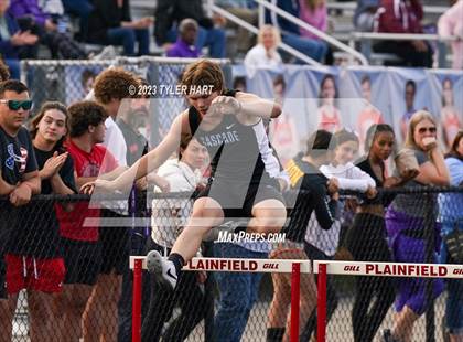Thumbnail 3 in IHSAA Sectional #12 (Hurdles) photogallery.