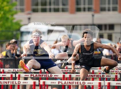 Thumbnail 3 in IHSAA Sectional #12 (Hurdles) photogallery.