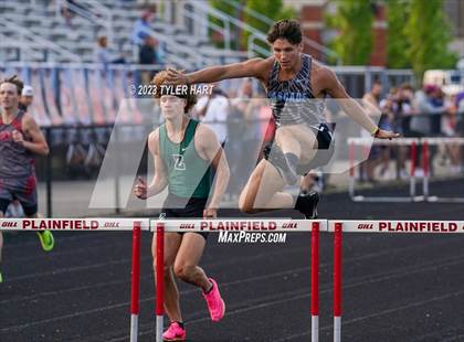Thumbnail 3 in IHSAA Sectional #12 (Hurdles) photogallery.