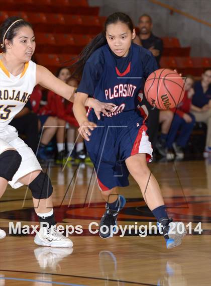 Thumbnail 3 in Pleasant Grove vs Oak Ridge (CIF SJS D1 Playoffs) photogallery.
