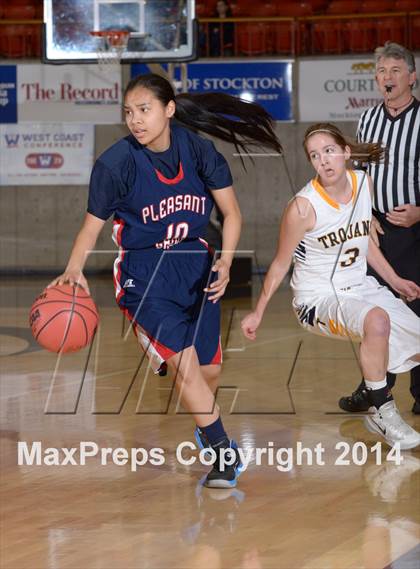 Thumbnail 2 in Pleasant Grove vs Oak Ridge (CIF SJS D1 Playoffs) photogallery.