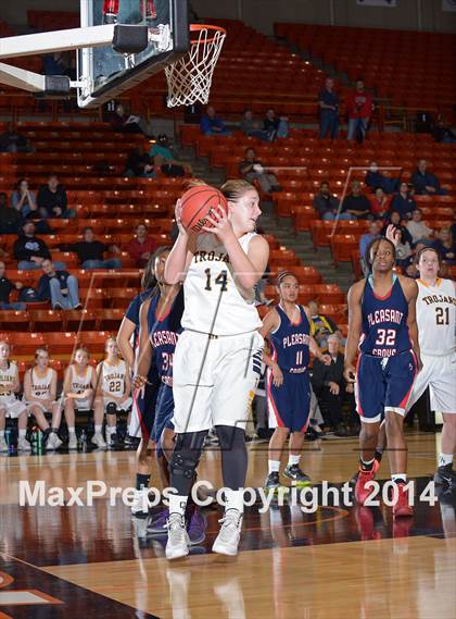Thumbnail 3 in Pleasant Grove vs Oak Ridge (CIF SJS D1 Playoffs) photogallery.