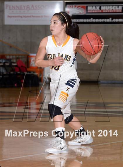 Thumbnail 1 in Pleasant Grove vs Oak Ridge (CIF SJS D1 Playoffs) photogallery.