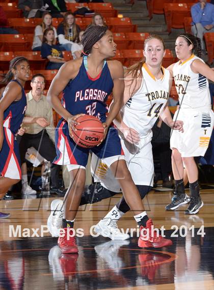 Thumbnail 2 in Pleasant Grove vs Oak Ridge (CIF SJS D1 Playoffs) photogallery.