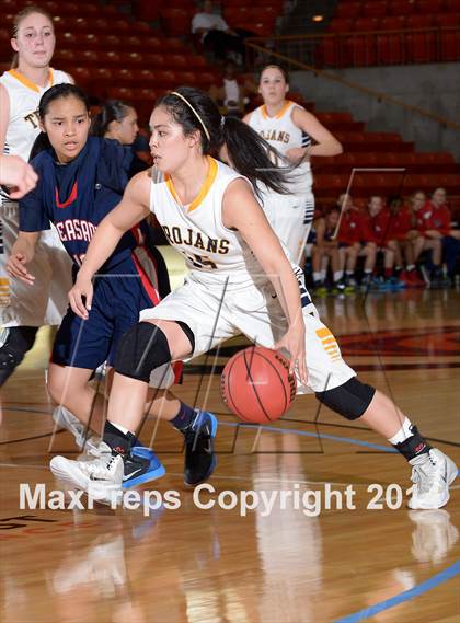 Thumbnail 1 in Pleasant Grove vs Oak Ridge (CIF SJS D1 Playoffs) photogallery.