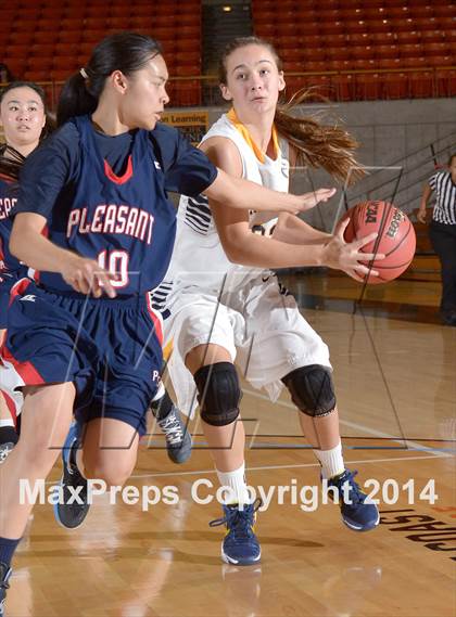 Thumbnail 2 in Pleasant Grove vs Oak Ridge (CIF SJS D1 Playoffs) photogallery.