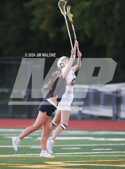 Thumbnail 3 in San Ramon Valley vs. Carondelet (CIFNCS D1 Semifinal) photogallery.