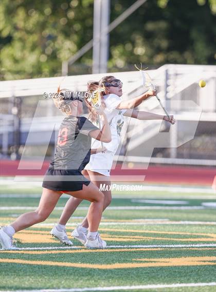 Thumbnail 1 in San Ramon Valley vs. Carondelet (CIFNCS D1 Semifinal) photogallery.