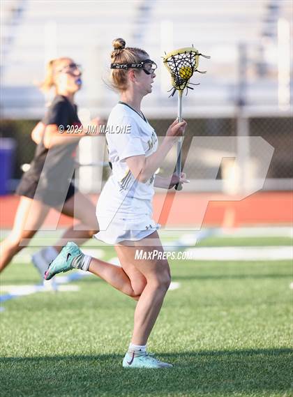 Thumbnail 1 in San Ramon Valley vs. Carondelet (CIFNCS D1 Semifinal) photogallery.
