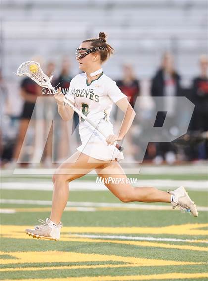 Thumbnail 1 in San Ramon Valley vs. Carondelet (CIFNCS D1 Semifinal) photogallery.