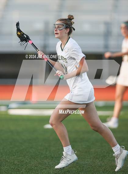 Thumbnail 1 in San Ramon Valley vs. Carondelet (CIFNCS D1 Semifinal) photogallery.