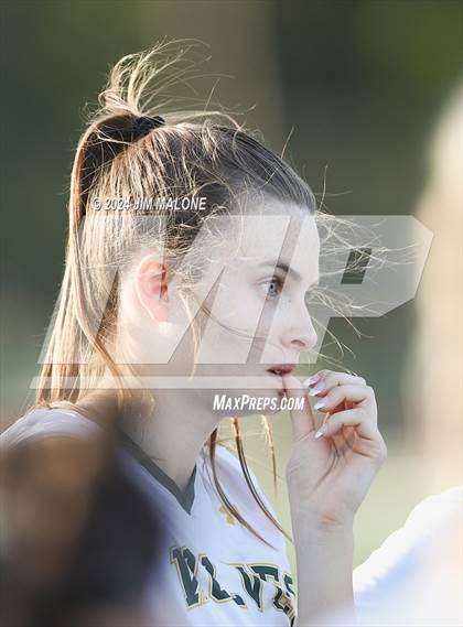 Thumbnail 3 in San Ramon Valley vs. Carondelet (CIFNCS D1 Semifinal) photogallery.