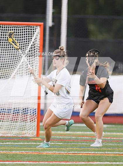 Thumbnail 2 in San Ramon Valley vs. Carondelet (CIFNCS D1 Semifinal) photogallery.