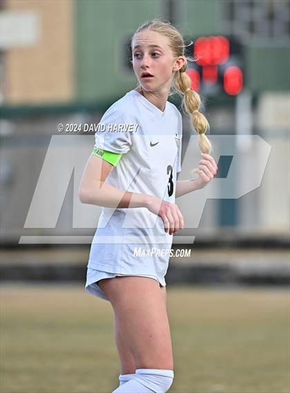 Thumbnail 2 in Chatfield vs D'Evelyn photogallery.