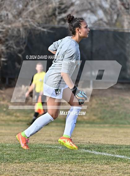 Thumbnail 2 in Chatfield vs D'Evelyn photogallery.