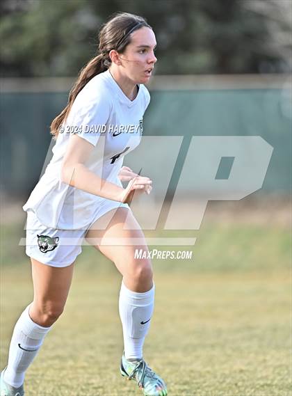 Thumbnail 2 in Chatfield vs D'Evelyn photogallery.