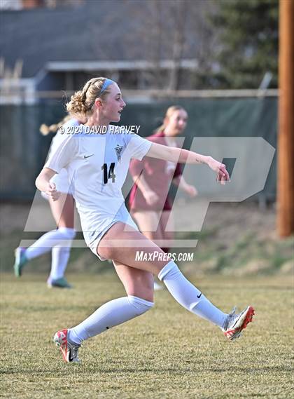Thumbnail 2 in Chatfield vs D'Evelyn photogallery.