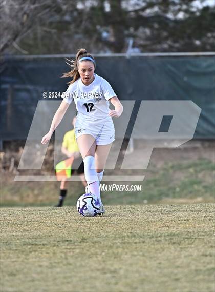 Thumbnail 3 in Chatfield vs D'Evelyn photogallery.