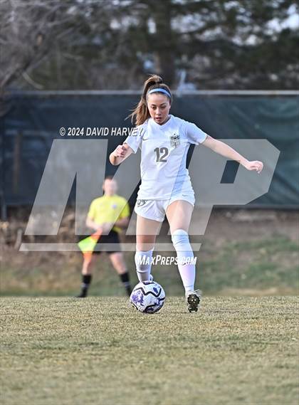 Thumbnail 1 in Chatfield vs D'Evelyn photogallery.