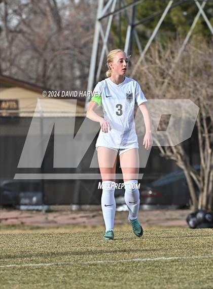 Thumbnail 2 in Chatfield vs D'Evelyn photogallery.