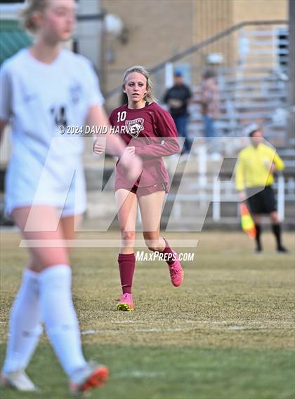 Thumbnail 3 in Chatfield vs D'Evelyn photogallery.