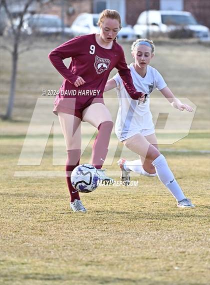Thumbnail 3 in Chatfield vs D'Evelyn photogallery.