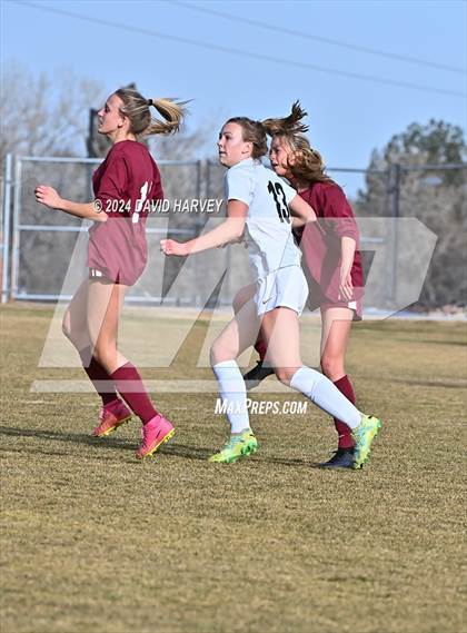 Thumbnail 3 in Chatfield vs D'Evelyn photogallery.