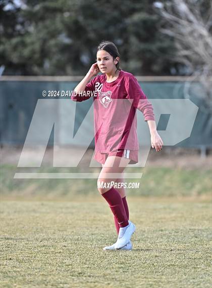 Thumbnail 3 in Chatfield vs D'Evelyn photogallery.