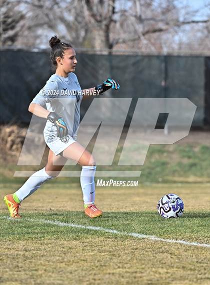 Thumbnail 2 in Chatfield vs D'Evelyn photogallery.