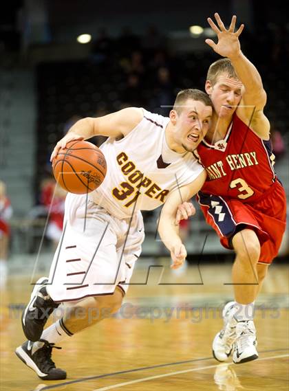 Thumbnail 3 in St. Henry vs Cooper (KHSAA Ninth Region) photogallery.