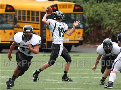 Thumbnail 2 in Miramonte vs. Glacier Peak (CBA Football Classic) photogallery.