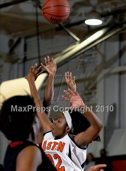 Thumbnail 3 in Sparkman @ Austin photogallery.