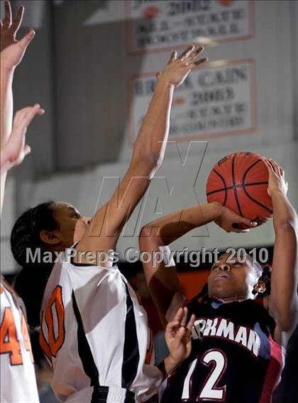 Thumbnail 3 in Sparkman @ Austin photogallery.