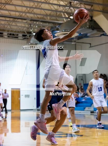 Thumbnail 2 in John Paul II vs Somerset photogallery.