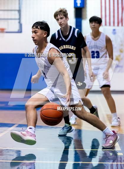 Thumbnail 1 in John Paul II vs Somerset photogallery.