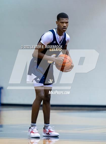 Thumbnail 3 in John Paul II vs Somerset photogallery.