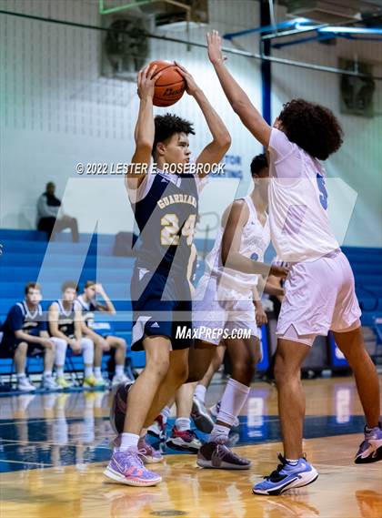 Thumbnail 1 in John Paul II vs Somerset photogallery.