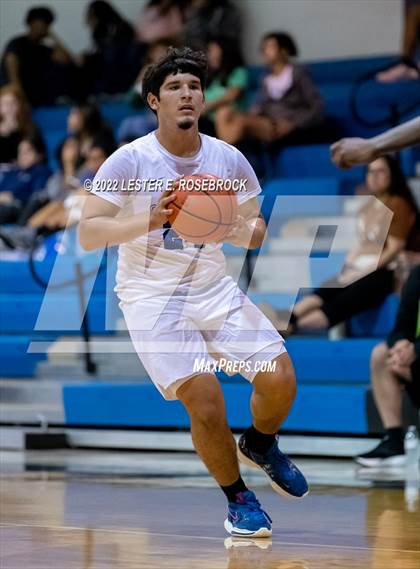 Thumbnail 2 in John Paul II vs Somerset photogallery.