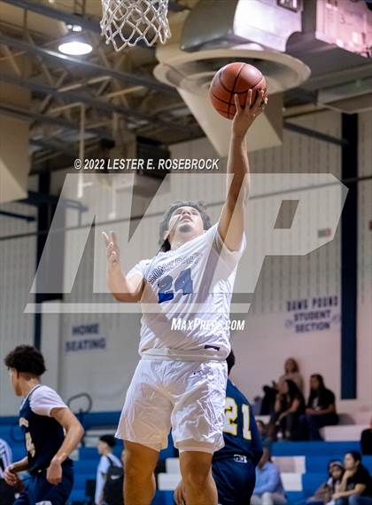 Thumbnail 2 in John Paul II vs Somerset photogallery.
