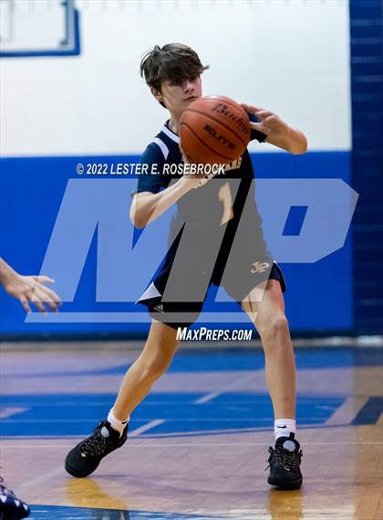 Thumbnail 2 in John Paul II vs Somerset photogallery.