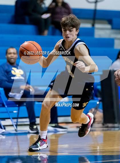 Thumbnail 1 in John Paul II vs Somerset photogallery.