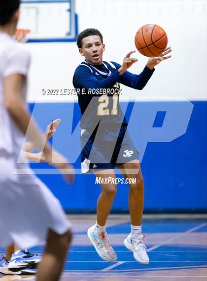 Thumbnail 3 in John Paul II vs Somerset photogallery.