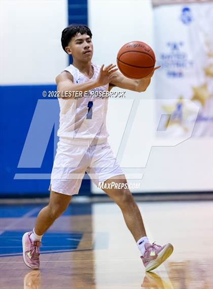 Thumbnail 3 in John Paul II vs Somerset photogallery.