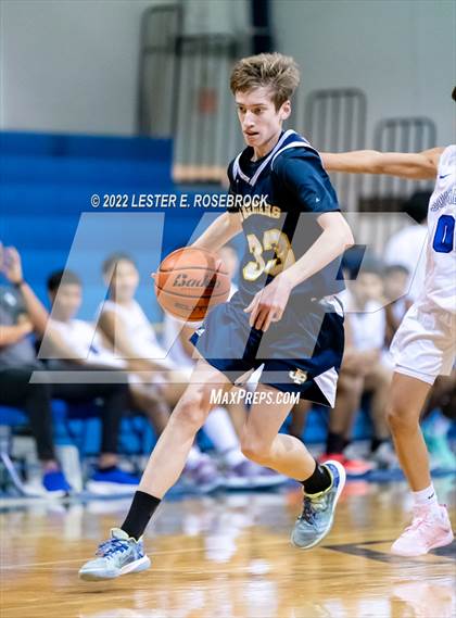 Thumbnail 1 in John Paul II vs Somerset photogallery.