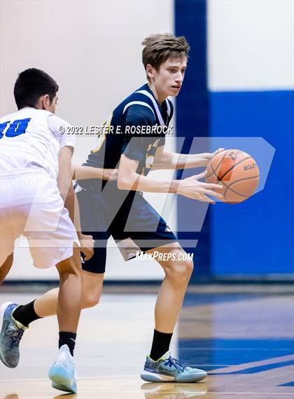 Thumbnail 1 in John Paul II vs Somerset photogallery.