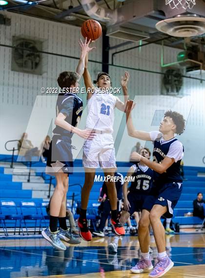 Thumbnail 2 in John Paul II vs Somerset photogallery.