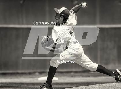 Thumbnail 1 in Huntington Beach @ Los Alamitos photogallery.