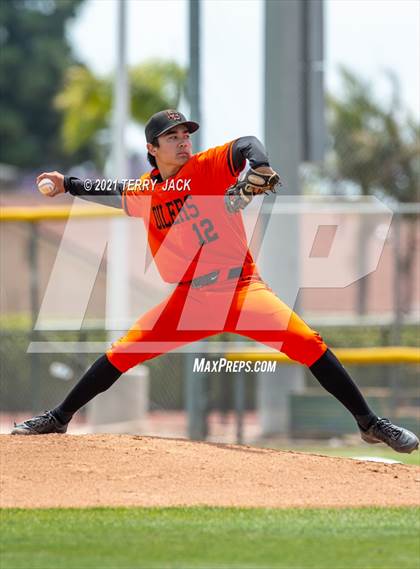 Thumbnail 1 in Huntington Beach @ Los Alamitos photogallery.
