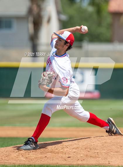Thumbnail 1 in Huntington Beach @ Los Alamitos photogallery.